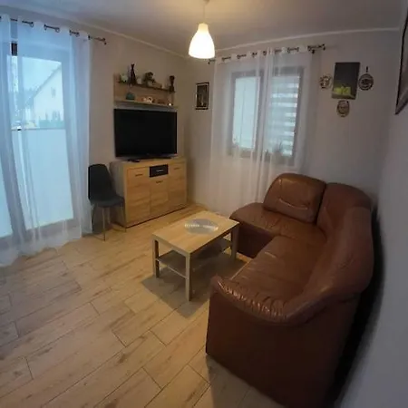 Comfortable With A Private Garden בית נופש